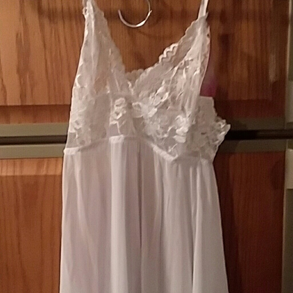 White "sexy" nighty xs